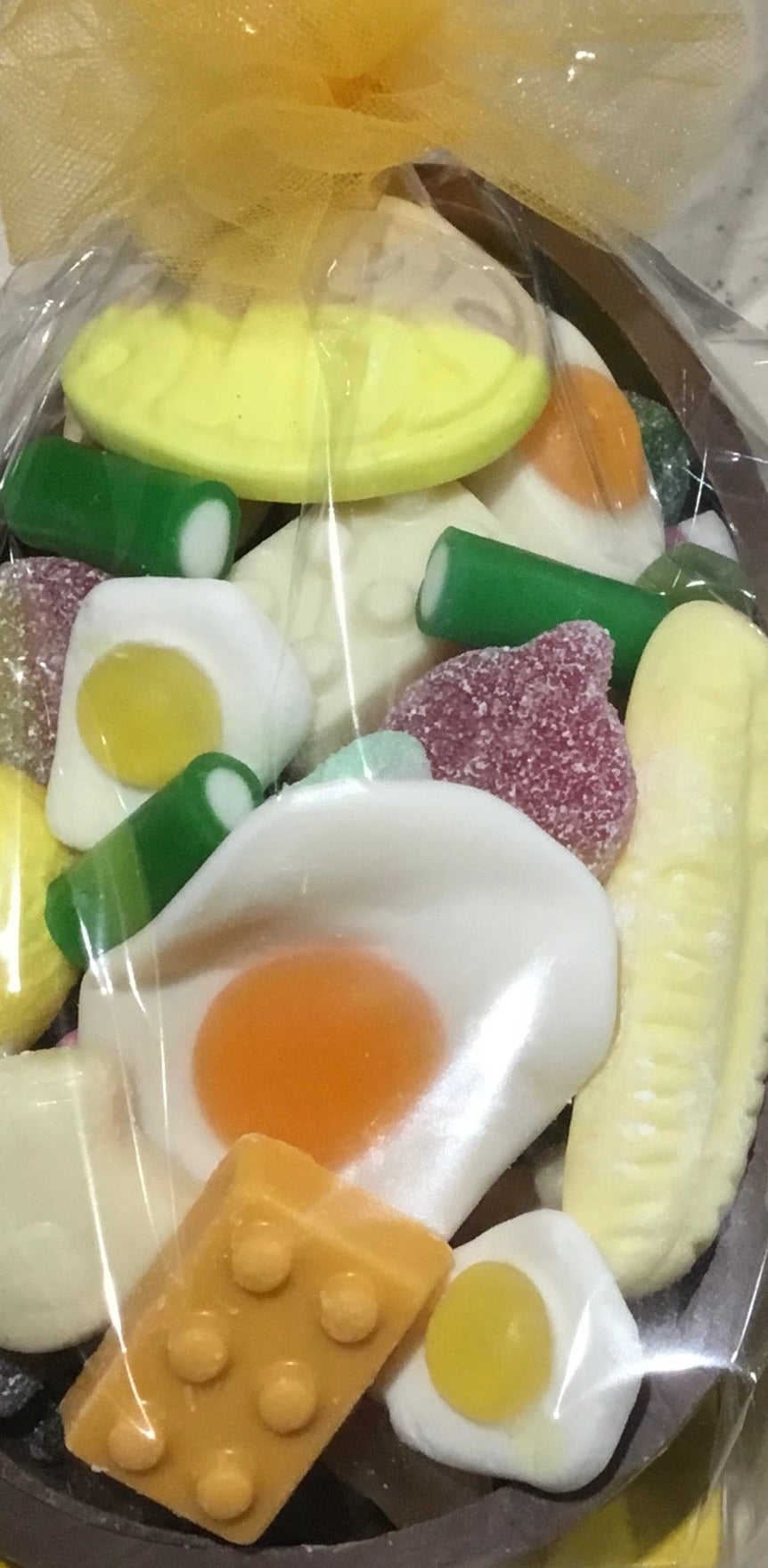 Easter Half Shell filled with Sweeties